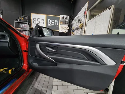 대구 오디쎄이 BMW 카오디오 F32 420i 카오디오 탈거