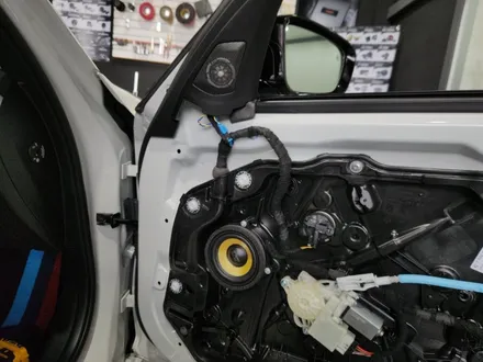 대구 카오디오 오디쎄이 BMW 스피커 AVI BM100