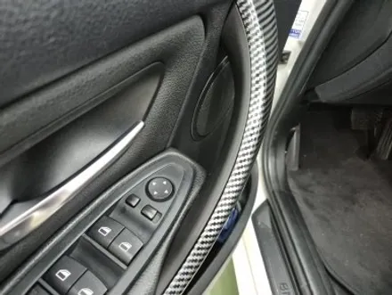 BMW F30 320d 찐득하고 끈적하게 녹아내린 도어 손잡이 교체