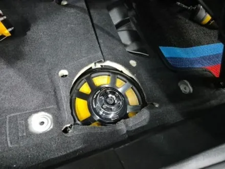 BMW G60 520i 스피커 튜닝 회오리 풀 커버 엠비언트, 컵홀더 엠비언트, 도어 포켓 엠비언트, 크리스탈 기어봉 세트 대구 카오디오