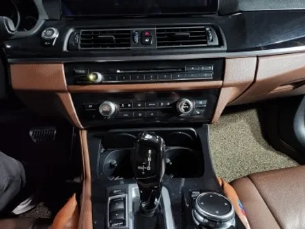 대구 오디쎄이 BMW 숏 타입 크리스탈 기어봉 풀 크리스탈 F10 520D 카오디오