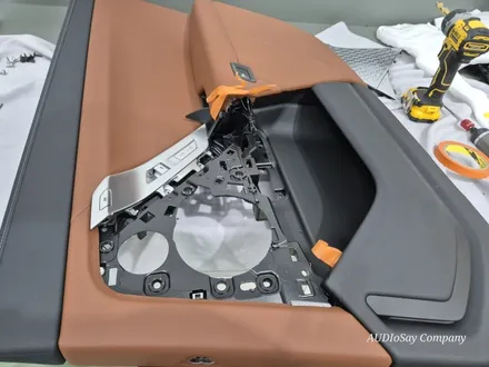 대구 BMW G70 7시리즈 740d 회오리 풀커버 엠비언트 시공