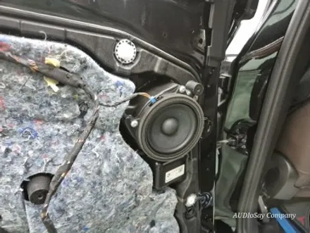 BMW G02 X4, 감성과 사운드를 동시에 완성하다. 대구 BMW 회오리 풀 커버 엠비언트 & 카오디오 시공기