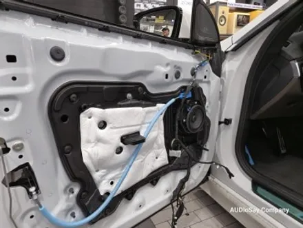 [대구 오디쎄이]BMW G32 6GT 회오리 풀커버 AVI BM100 4D 스피커 크리스탈 기어봉
