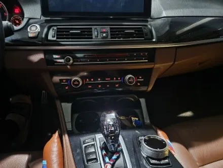 대구 오디쎄이 BMW 숏 타입 크리스탈 기어봉 풀 크리스탈 F10 520D 카오디오
