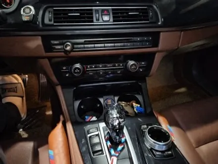 대구 오디쎄이 BMW 숏 타입 크리스탈 기어봉 풀 크리스탈 F10 520D 카오디오