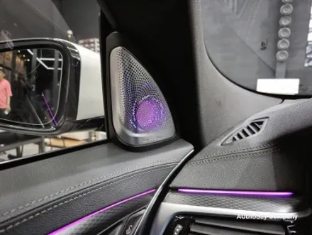 [대구 오디쎄이]BMW G32 6GT 회오리 풀커버 AVI BM100 4D 스피커 크리스탈 기어봉