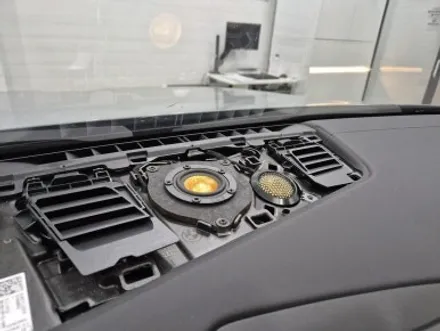 BMW G60 520i 스피커 튜닝 회오리 풀 커버 엠비언트, 컵홀더 엠비언트, 도어 포켓 엠비언트, 크리스탈 기어봉 세트 대구 카오디오