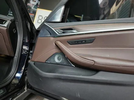 대구 오디쎄이 BMW 카오디오 스피커 AVI BM-100 4D, G30 530i XDrive