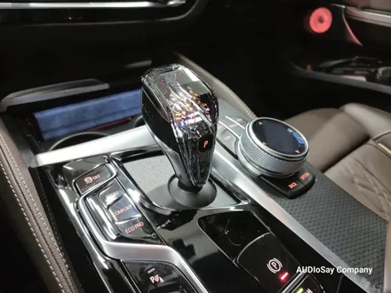 [대구 오디쎄이]BMW G32 6GT 회오리 풀커버 AVI BM100 4D 스피커 크리스탈 기어봉