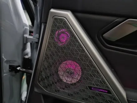 BMW G60 520i 스피커 튜닝 회오리 풀 커버 엠비언트, 컵홀더 엠비언트, 도어 포켓 엠비언트, 크리스탈 기어봉 세트 대구 카오디오