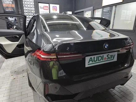 [대구 오디쎄이] BMW G60 523D 회오리 풀 커버 앰비언트 스피커 카오디오