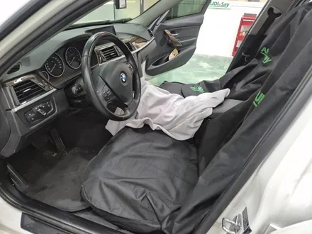 BMW 안드로이드 올인원과 M 핸들 튜닝 시공  F30 320d 3시리즈