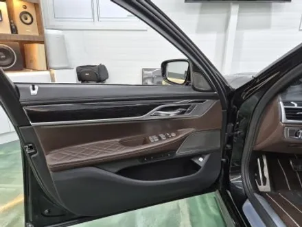 BMW G12 740Ld 회오리 풀 커버 앰비언트 시공과 스피커 튜닝으로 프리미엄 감성 차량 만들기