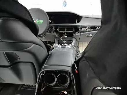 벤츠 W222 S63 AMG 전기형, 왜 모두가 송풍구 엠비언트를 찾을까?