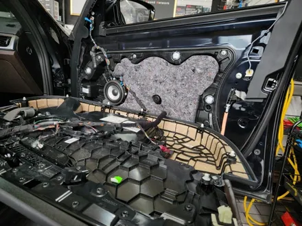 대구 오디쎄이 BMW 카오디오 스피커 AVI BM-100 4D, G30 530i XDrive