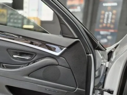 BMW 528i 스피커, 안드로이드 올인원, M 핸들 3종 패키지 F10 카오디오