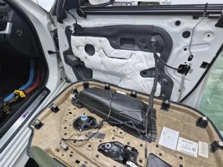 BMW 카오디오 스피커 튜닝 안드로이드 올인원 듀얼 스크린을 재미있게 즐기기 F10 520d 528i