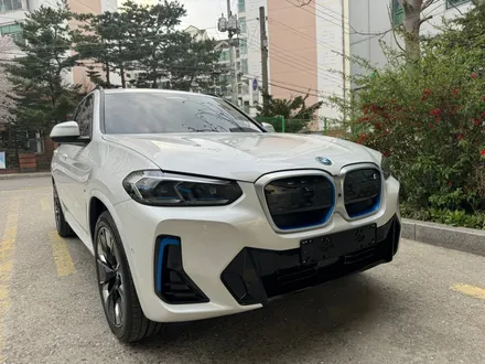 잠실 랩핑 BMW iX3 부분 랩핑, 전기차 느낌 확 살리기 / 서초, 강남, 양재
