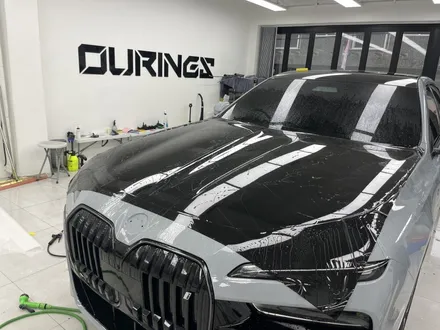 BMW i7 듀오톤 랩핑, 투톤 랩핑 컬러 PPF로 옵션을 만듭니다. 서초 아워링스 / 서초, 강남, 양재