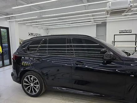강남 크롬죽이기 BMW X5 G05 초기형 부분 랩핑 스포티한 변신, 작업 전 마스킹 필수에요. / 서초, 강남, 양재