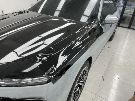 BMW i7 듀오톤 랩핑, 투톤 랩핑 컬러 PPF로 옵션을 만듭니다. 서초 아워링스 / 서초, 강남, 양재