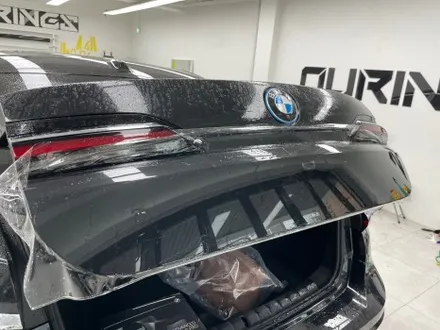 BMW i7 전체 PPF하고 투톤 랩핑으로 덮기 용산 PPF도 아워링스로 가면 어마어마한게 기다림 / 서초, 강남, 양재