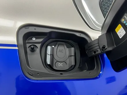 강남 랩핑 BMW i7 듀오톤 랩핑 위아래 둘 다 라인 칼 / 서초, 강남, 양재