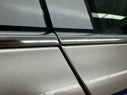 강남 랩핑 BMW i7 듀오톤 랩핑 위아래 둘 다 라인 칼 / 서초, 강남, 양재