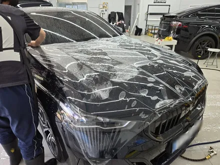 BMW 5시리즈 보닛패키지 PPF 송파에서 가까운 아워링스 / 서초, 강남, 양재
