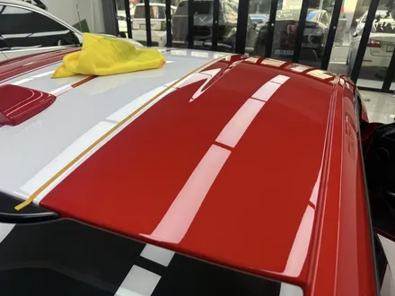 머스탱은 GT 8기통 5.0이지! 화이트 바이퍼 라인 데칼 랩핑 성남 아워링스에서 / 서초, 강남, 양재