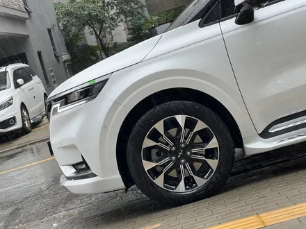 MPV 끝판왕 기아 카니발 하이리무진 스노우 화이트 펄, 프라이버시 뛰어난 전체 하버캠프 세라믹 본드로! (삼송 틴팅) / 고양 덕양구 원흥동