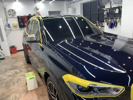BMW X5M50i 카본블랙/베이지 하버캠프 고양삼송캠프에서 퍼펙트패키지로 피팅완료 / 고양 덕양구 원흥동