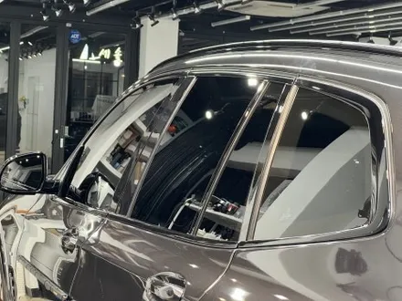 후퍼옵틱 프나세 백화 때문에 고생하셨던 BMW iX3 소피스토 그레이 고객님 차량 하버캠프 세라믹 본드 20% & 5%로 틴팅 재시공! / 고양 덕양구 원흥동