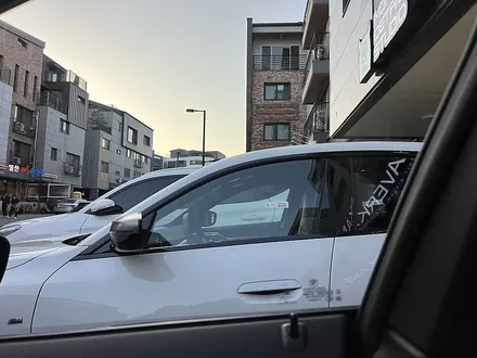레이저 라이트 달린 BMW i4 M50 Pro 그란 쿠페 아벤츄린 레드, 하버캠프 세라믹 본드로 더욱 포스 있게 틴팅! (의정부 썬팅) / 고양 덕양구 원흥동