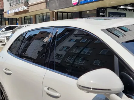 포르쉐 마칸GTS 크레용 하버캠프 세라믹본드로 선택했어요. / 고양 덕양구 원흥동