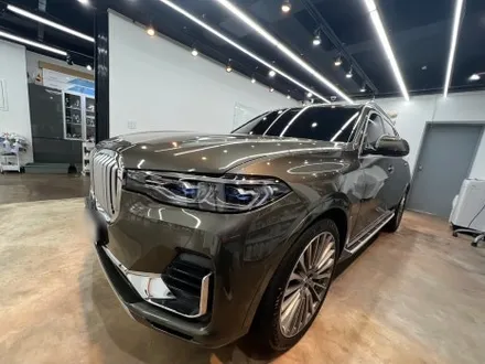 웅장한 BMW X7 맨하탄 그린 with 몬스터 디테일 스튜디오 신차패키지 (삼송 썬팅) / 고양 덕양구 원흥동