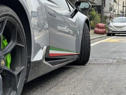 람보르기니 우라칸 퍼포만테와 함께 알아보는 최강 시인성 후퍼옵틱 전체 드레이 30의 모든 것. (주간 & 야간 시인성과 모습까지) / 고양 덕양구 원흥동