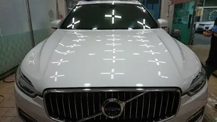 분당 자동차 찌그러짐 복원 볼보 XC60 도어 판금도색 수입차 전문수리 / 경기 성남