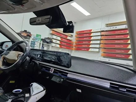 EV6 오로라블랙펄 루마버텍스900 썬팅 으로 시원하게