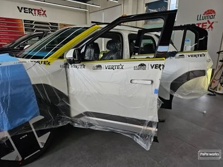 EV3스노우화이트펄 썬팅 시흥루마버텍스  신차패키지 식빵등 시공
