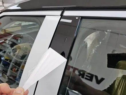 EV6 오로라블랙펄 루마버텍스900 썬팅 으로 시원하게