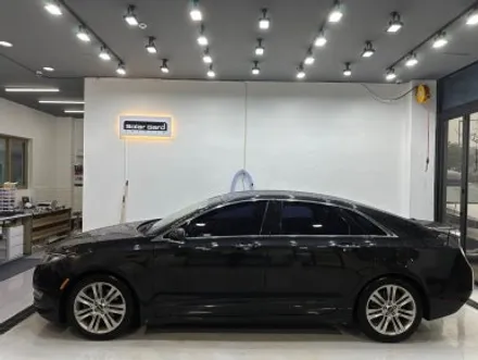 링컨 MKZ 솔라가드프리미엄 S라인 전면 30% 측후면10% 전체 썬팅 재시공 블랙박스 아이나비Z9000 / 대전 서구