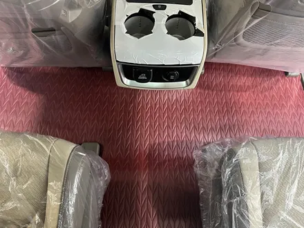 대전 신차패키지 썬팅 KA4 카니발 블락포디 비바 모빌하임 P2 다크와인 프리미엄 엠보싱 장판 / 대전 서구