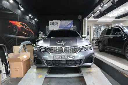 BMW G21 m340i 투어링 리얼카본으로 풀 바디킷 (프론트립, 스포일러, 사이드미러커버, 그릴) / 서울 양천