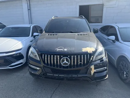벤츠 ML350 앞범퍼 헤드라이트 사고 ML63 AMG 바디킷 보험처리 / 서울 양천 신정동