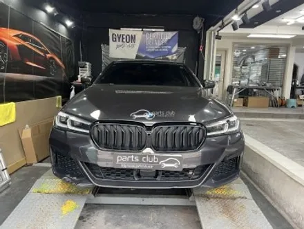 BMW G30 520i LCI 앞범퍼 사고 수리 M스포츠 새범퍼로 교체 / 서울 양천 신정동