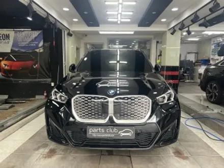 BMW U11 iX1 유광블랙 키드니 그릴 교체 외관 변신 / 서울 양천 신정동