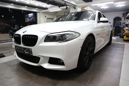 [파츠클럽] BMW F10 5시리즈 520d 다이아몬드 화이트 전체랩핑 / 서울 양천