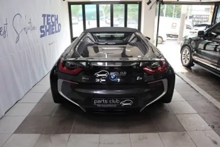 BMW i8 로드스터 카본 윙스포일러 장착 가능한 튜닝샵 / 서울 양천
